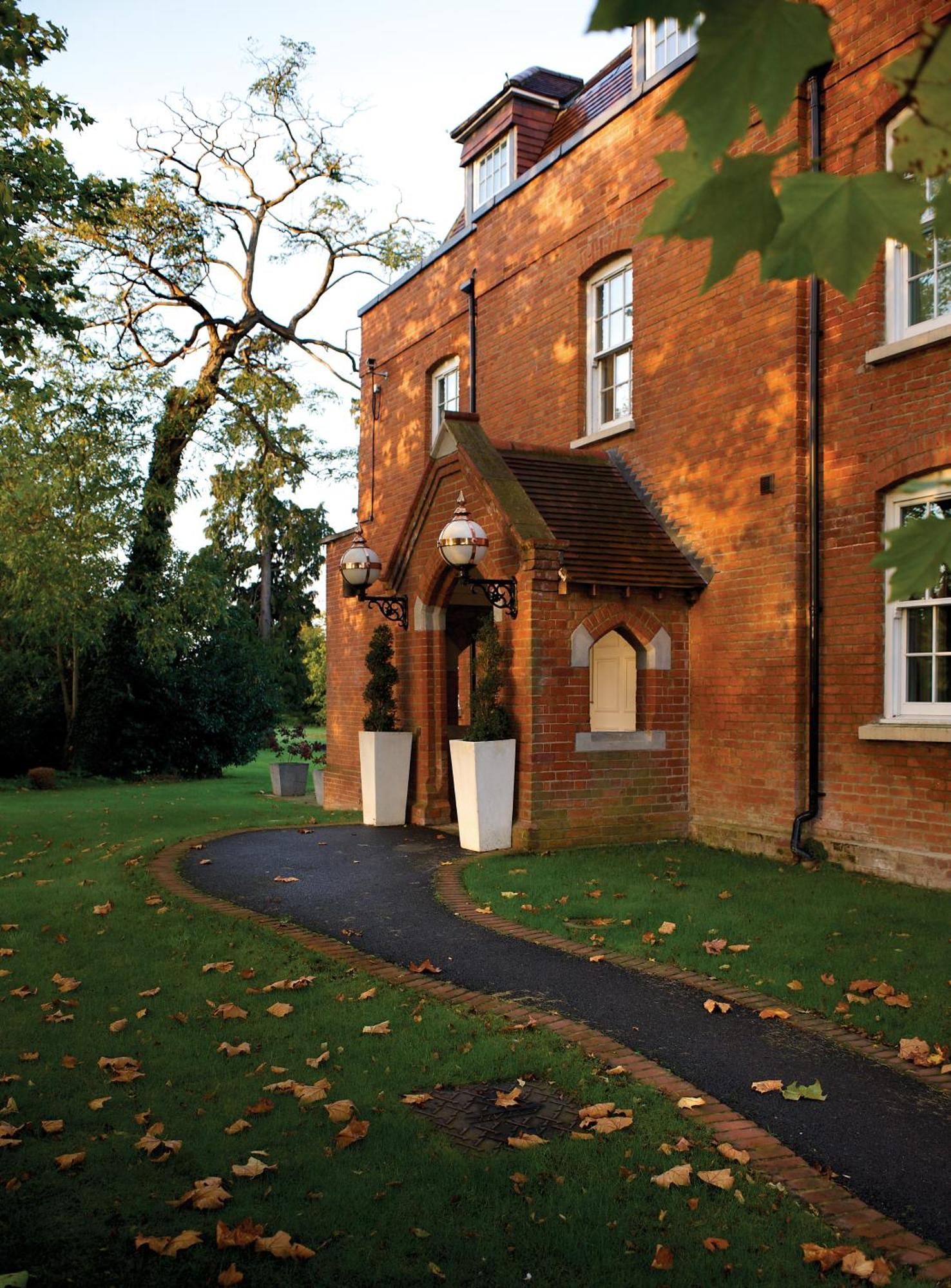 The Pinewood Hotel Slough Buitenkant foto