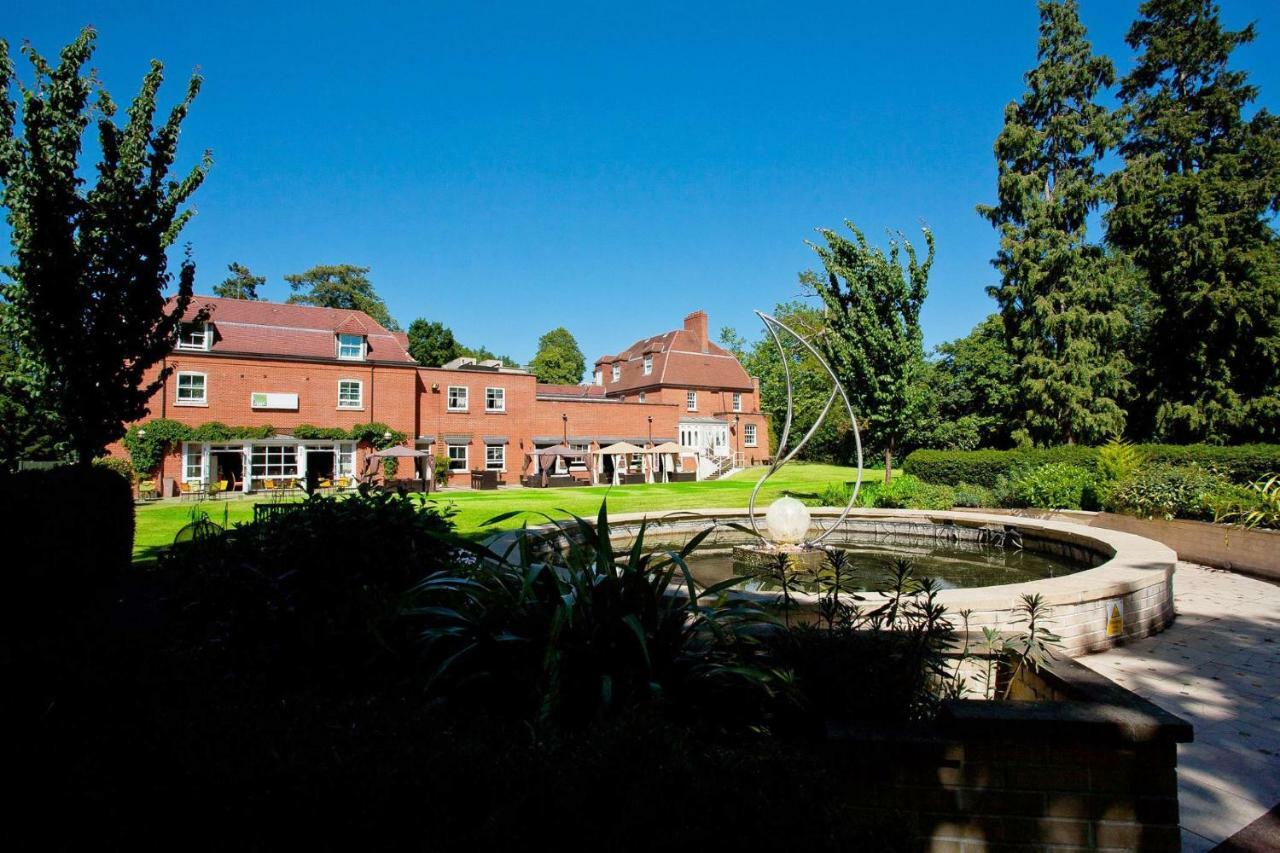 The Pinewood Hotel Slough Buitenkant foto